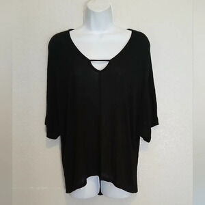 💚5/$25 Lanston Black Soft Oversized Top Size Medium